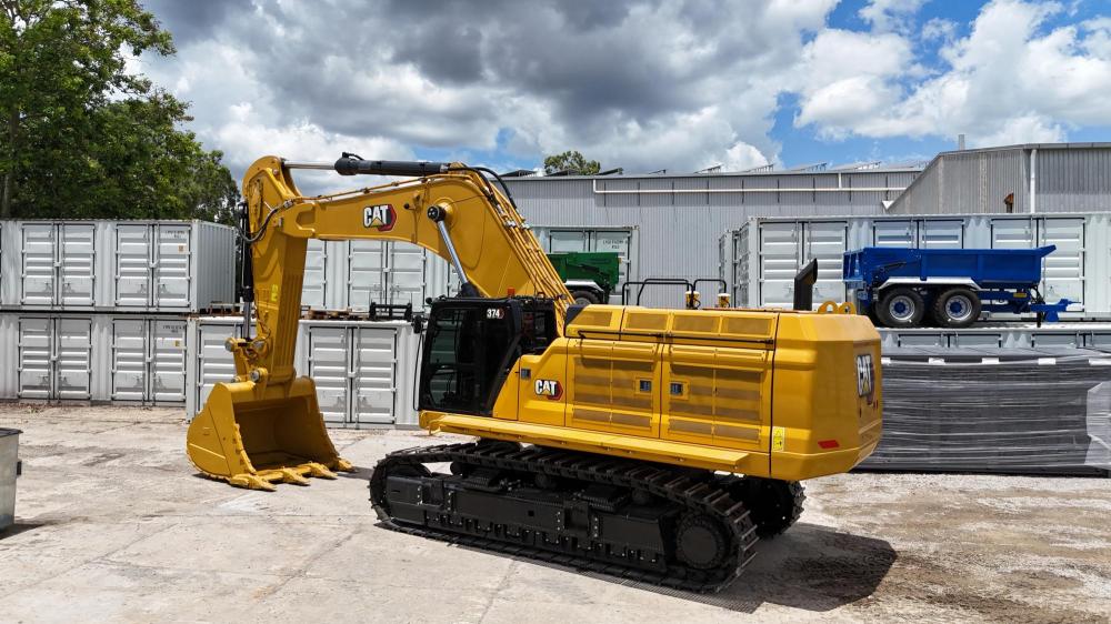 An excavator-1